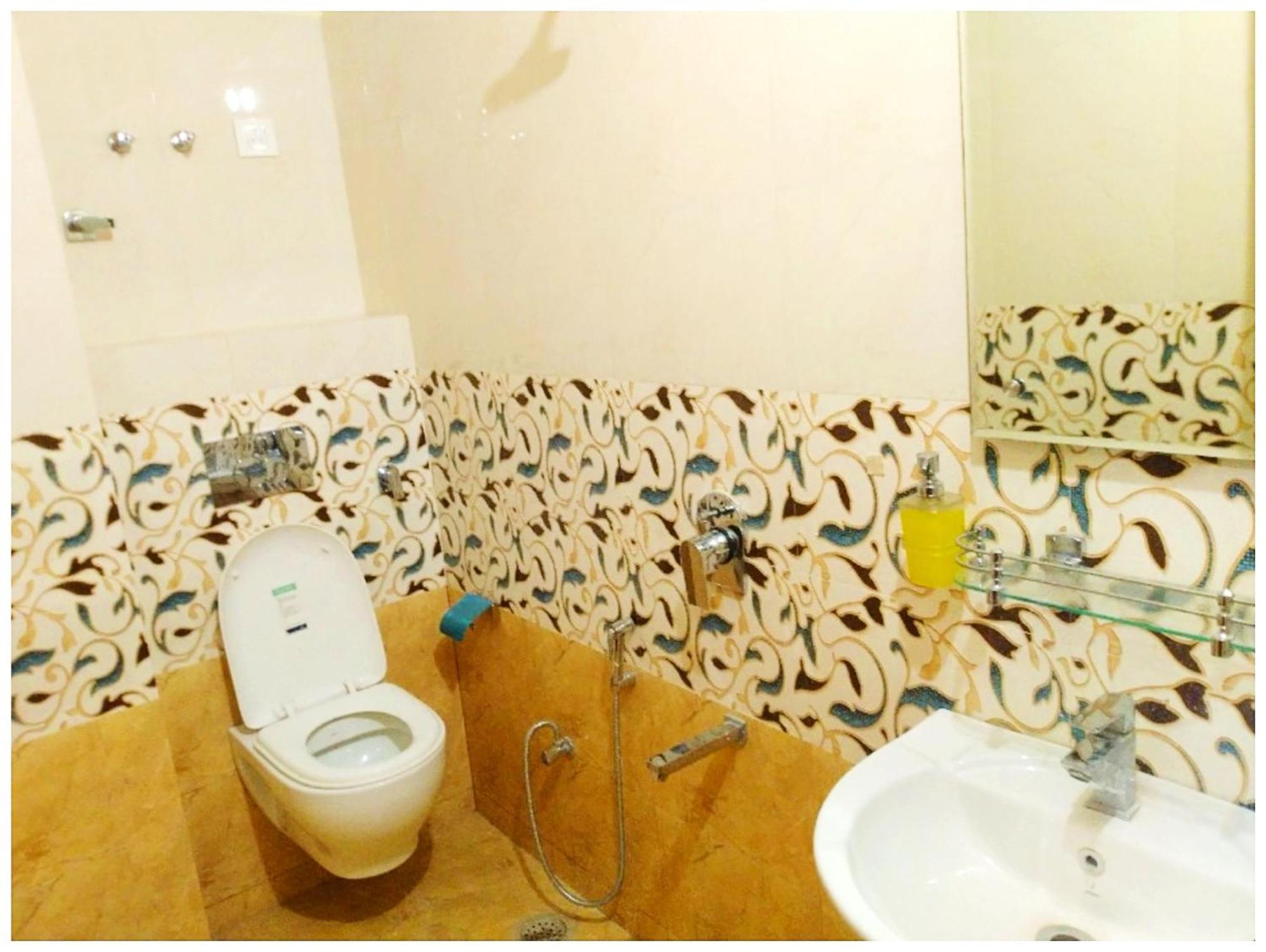 Hotel Premium Tourist Near Hockey Ring 3*